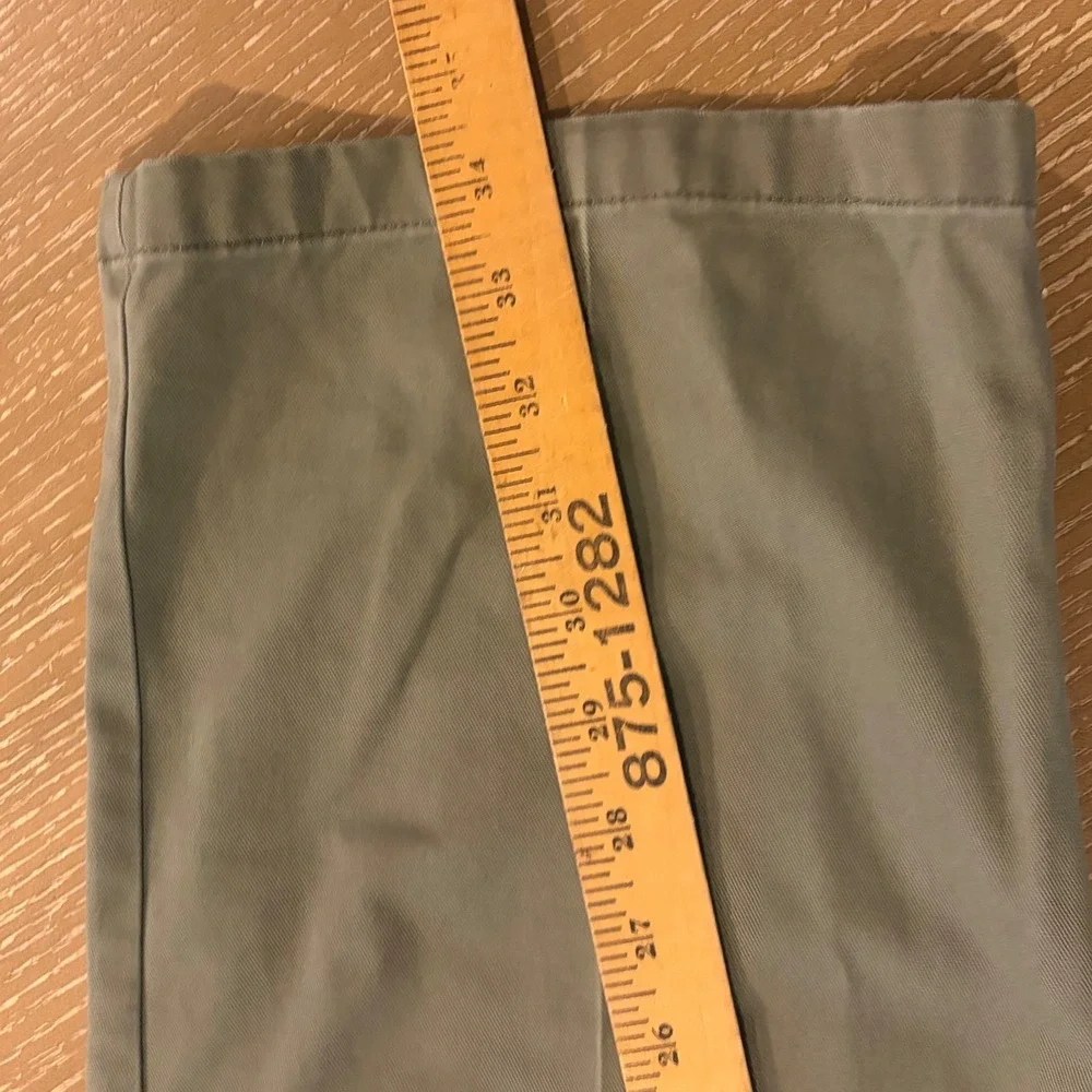 L.L.Bean Comfort Waist Chino Pants Mens 36x34 Green 100% Cotton Straight